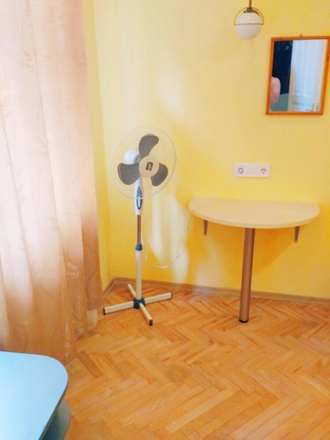 Lviv Appartment On Yaroslava Mudrogo 14 Екстериор снимка